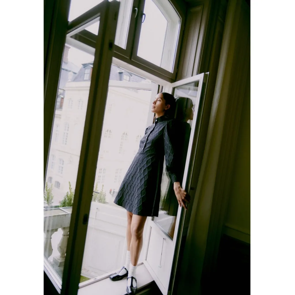 b.young dame kjole BYDESMORA - True Black Sale