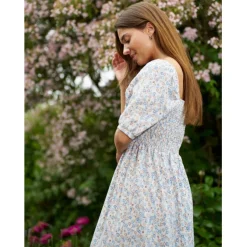 Liberté dame gro kjole 21268 - BLUE BROWN FLOWER Clearance