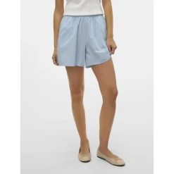 Vero Moda dame shorts VMCHARLOTTE - Airy Blue Stripes Cloud dancer/twill New